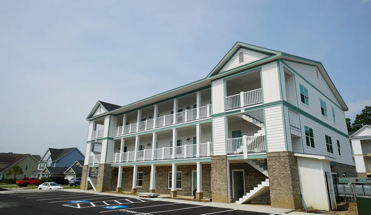 4bac82bf816c84577febc074da738944-uncropped_scaled_within_1536_1152