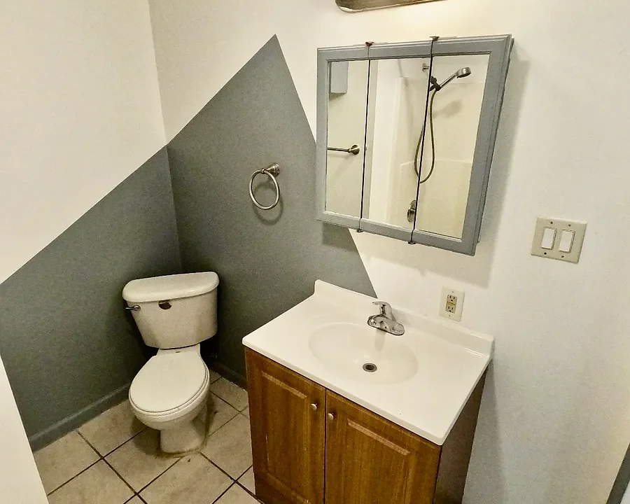6bfed51767e3f48b9fba523092df5df8-rentals_large_1200_1200