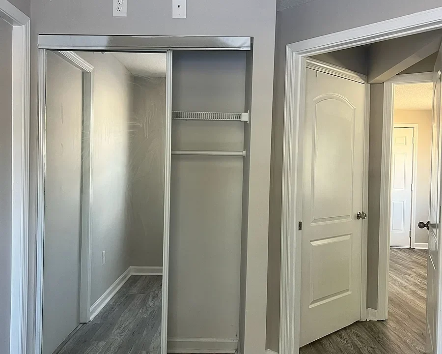 7000cb335bceb70269d209409fcd07cd-rentals_large_1200_1200