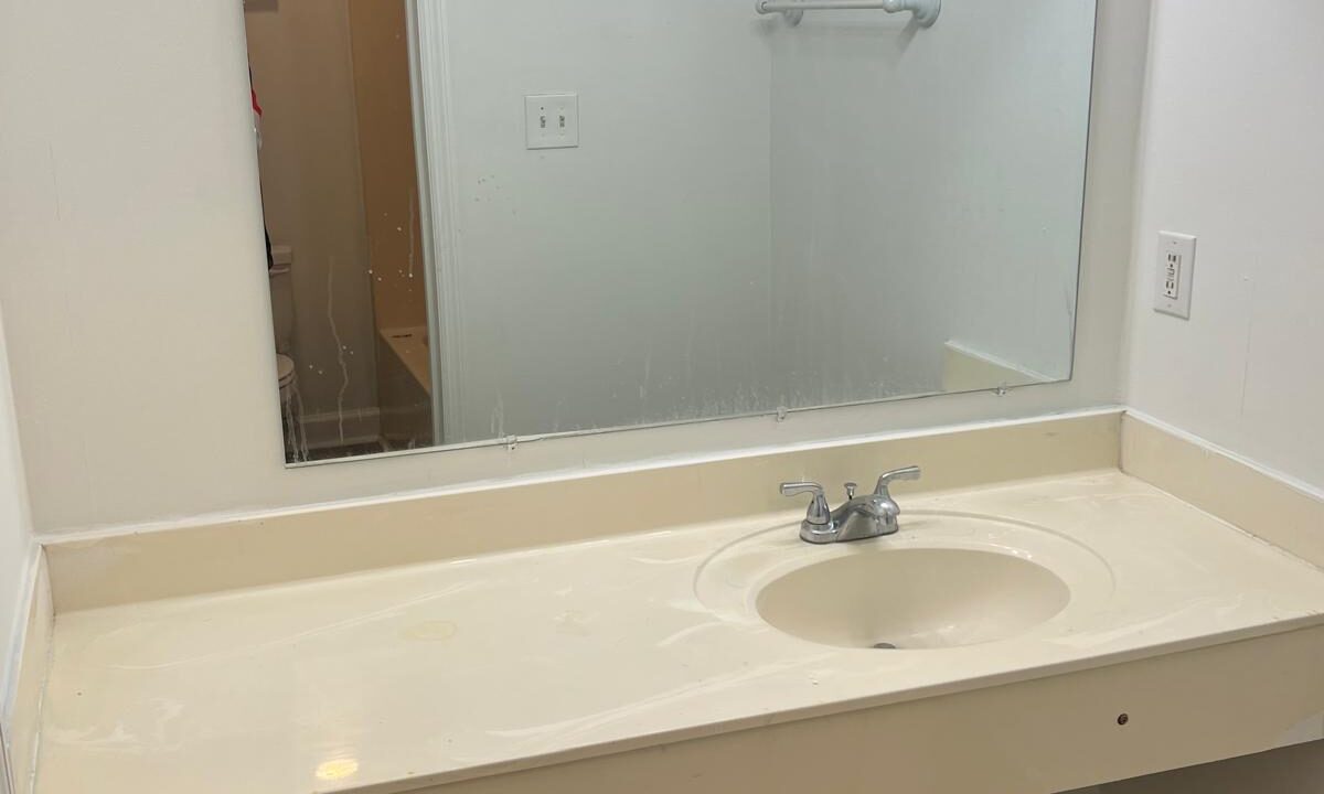 WhatsApp Image 2025-10-17 at 6.56.23 PM (2)