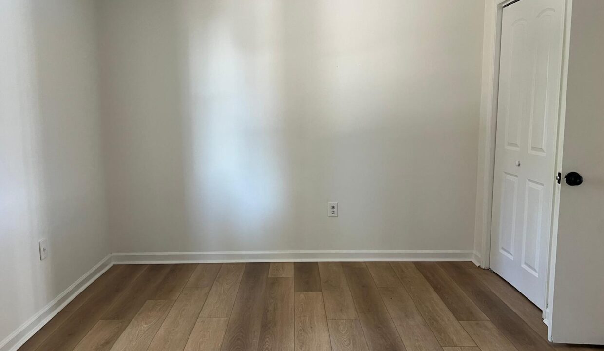 WhatsApp Image 2025-10-17 at 6.56.23 PM (4)