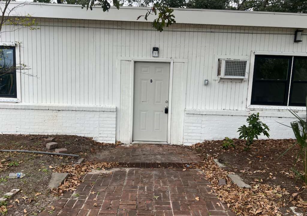 WhatsApp Image 2025-10-27 at 9.05.42 AM