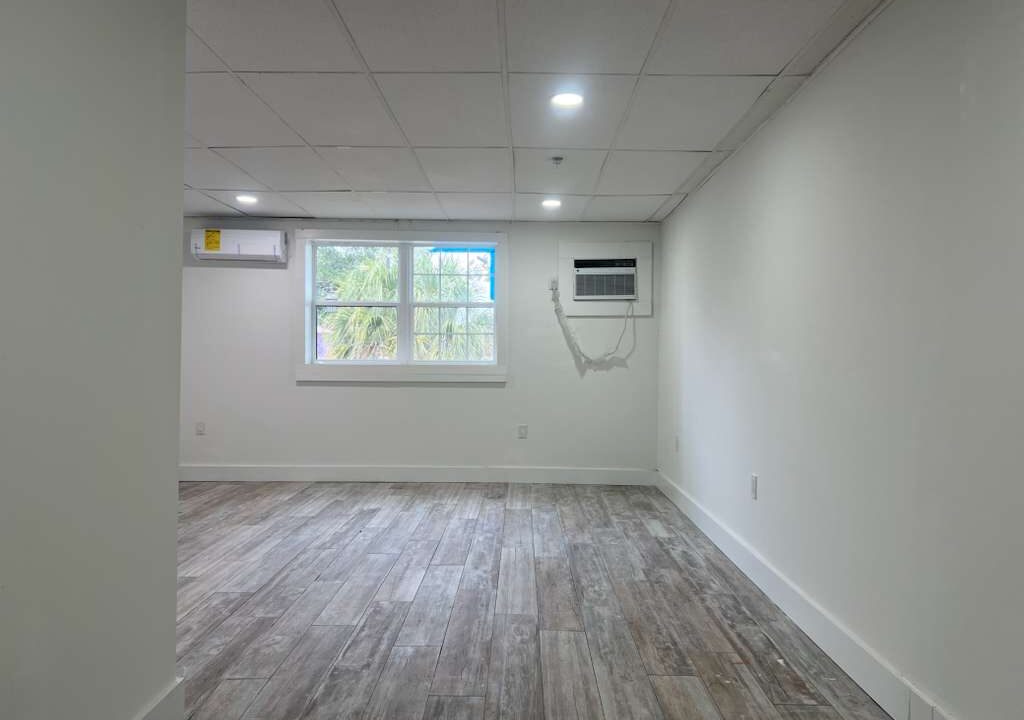 WhatsApp Image 2025-10-27 at 9.05.48 AM (1)