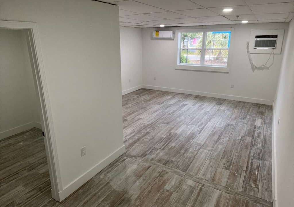 WhatsApp Image 2025-10-27 at 9.05.50 AM