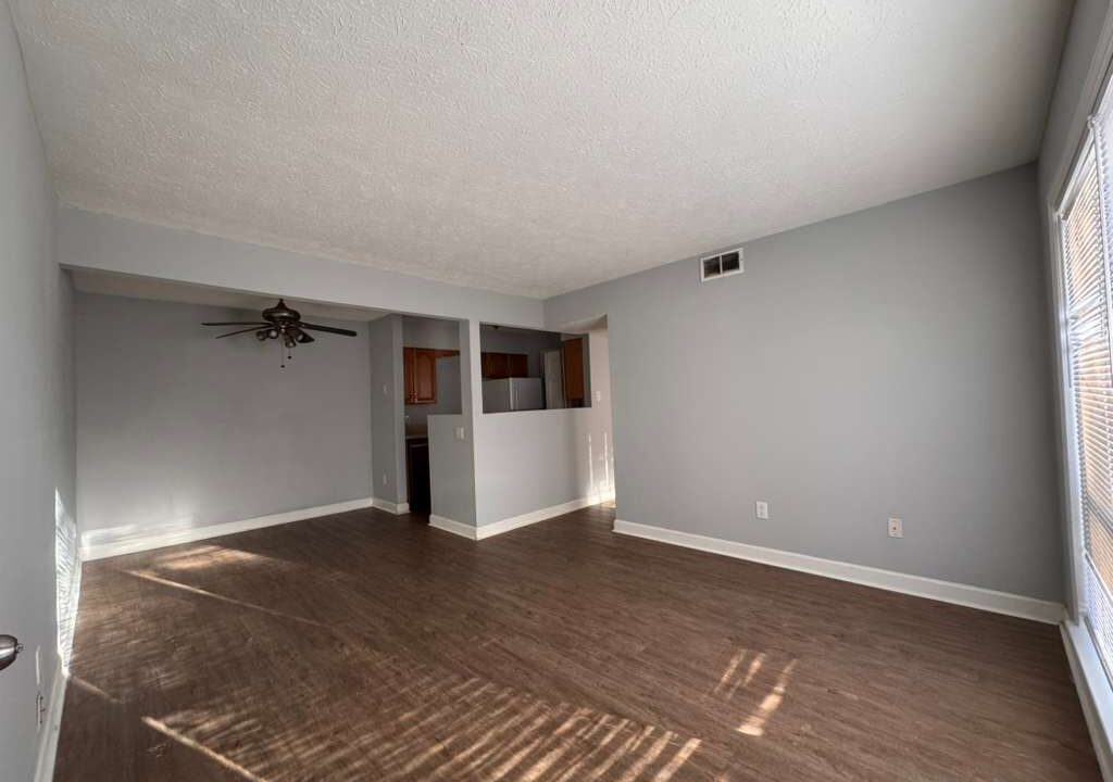 WhatsApp Image 2026-03-05 at 15.44.22 (5)