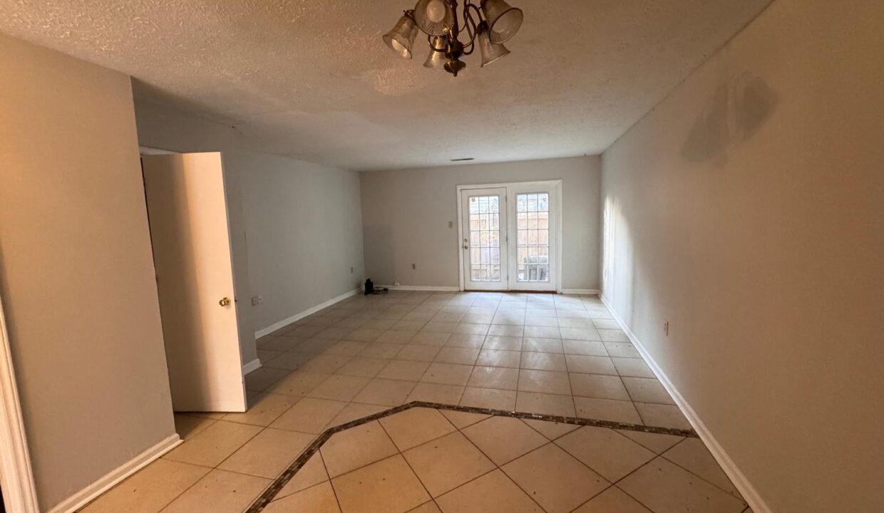 WhatsApp Image 2026-03-05 at 17.01.56