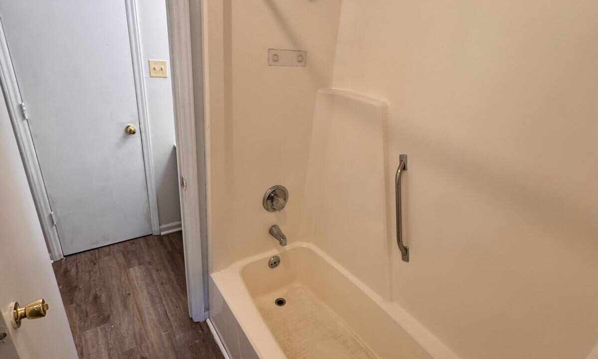 WhatsApp Image 2026-03-05 at 17.01.57 (1)