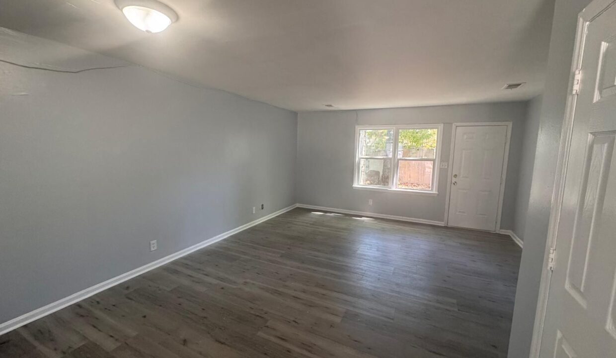 WhatsApp Image 2026-04-14 at 01.06.45 (2)